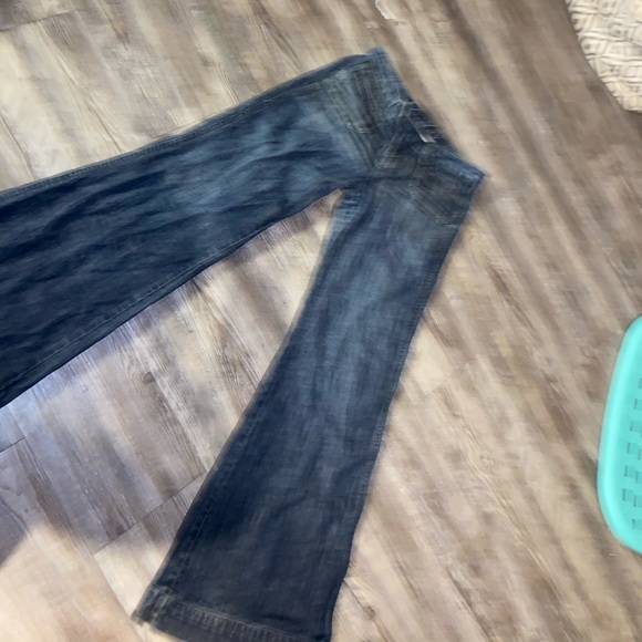 Jeans - Picture 1 of 2